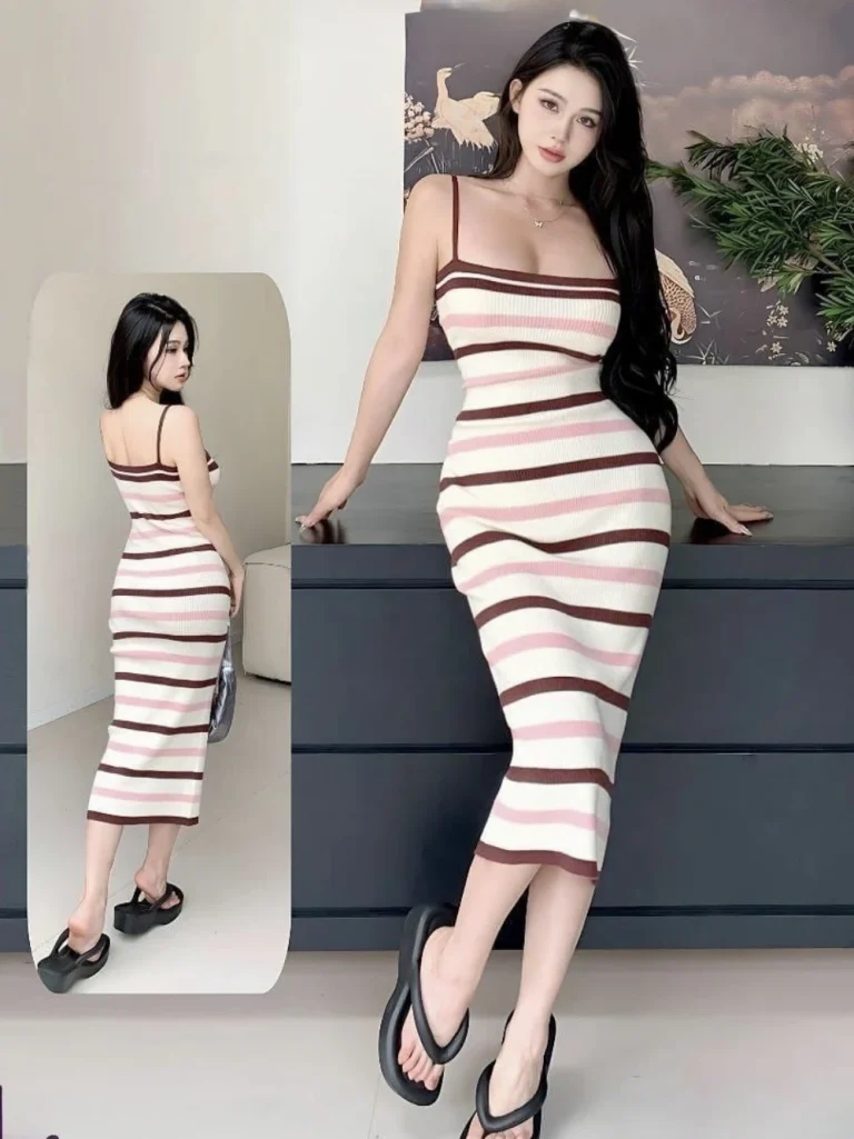 فستان مخطط بدون أكمام