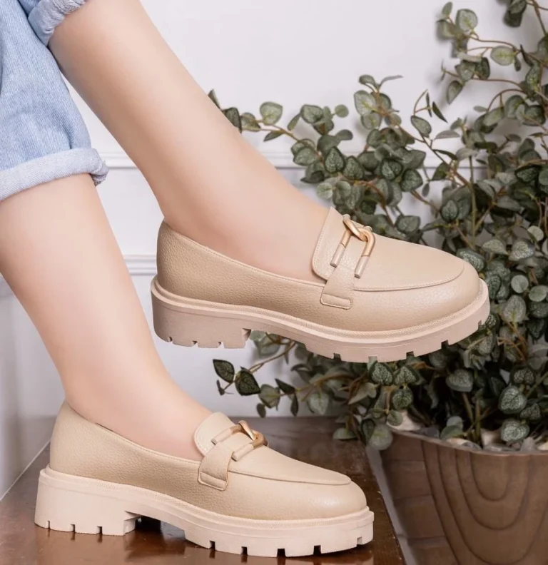 لوفر كلاسيك بعدة ألوان