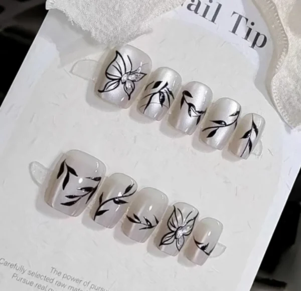 اظافر صناعية