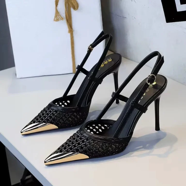 هيلز كعب مجدد اسود