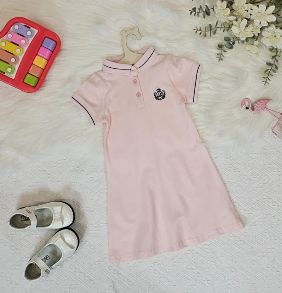 فستان للبنات الصغار وردي