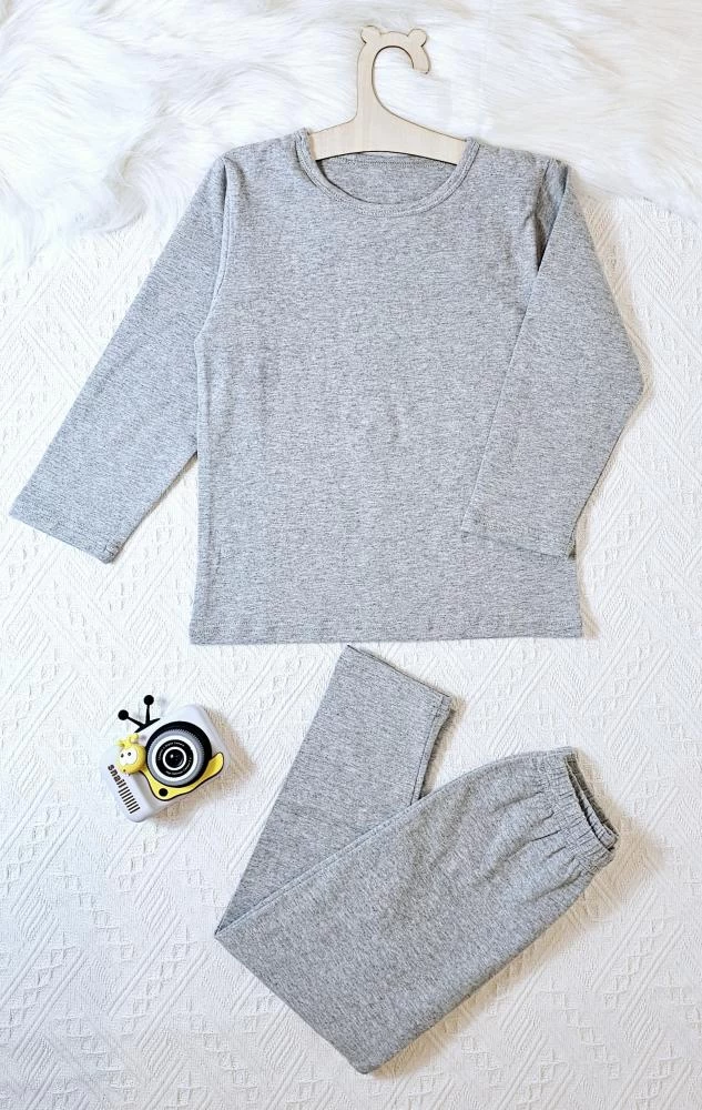 طقم بيجاما بلون موحد للجنسين