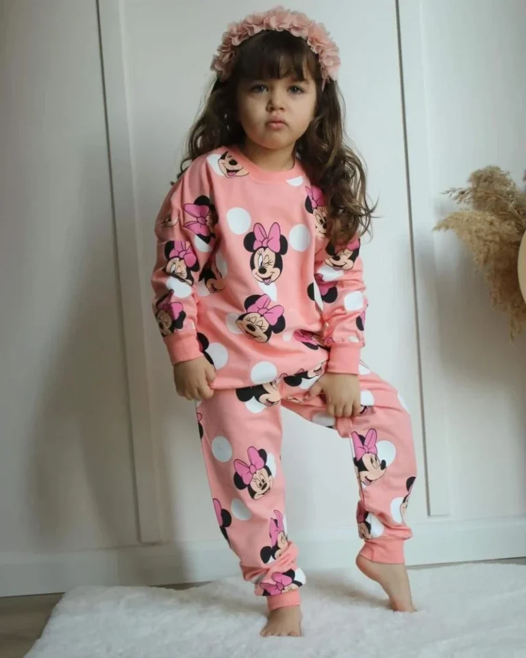 بجامه بناتي خريفي جميل