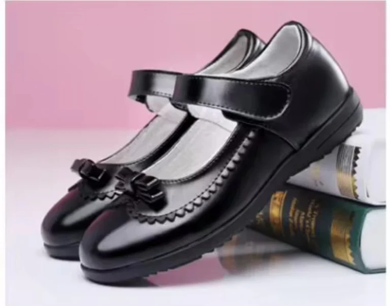 جزمة كلاسيك  من جلد