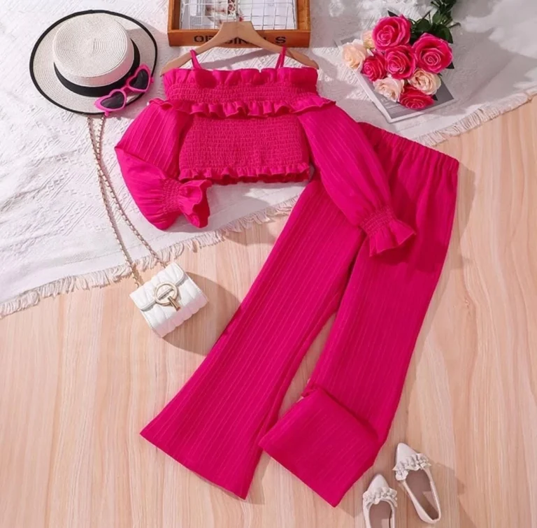 الطقم الفوشيا العصري