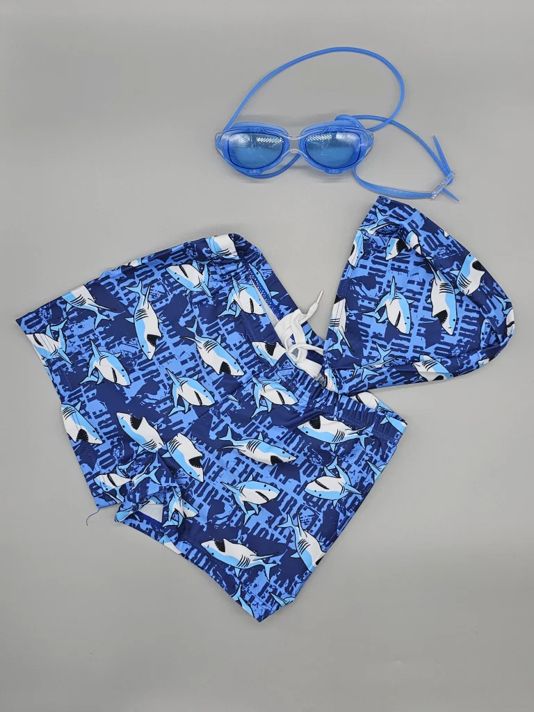 لبس سباحه للاولاد