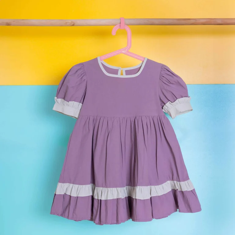 فستان بناتي جميل والوان جذابه