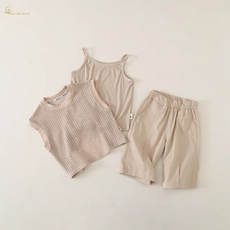 طقم بناتي من ثلاث قطع