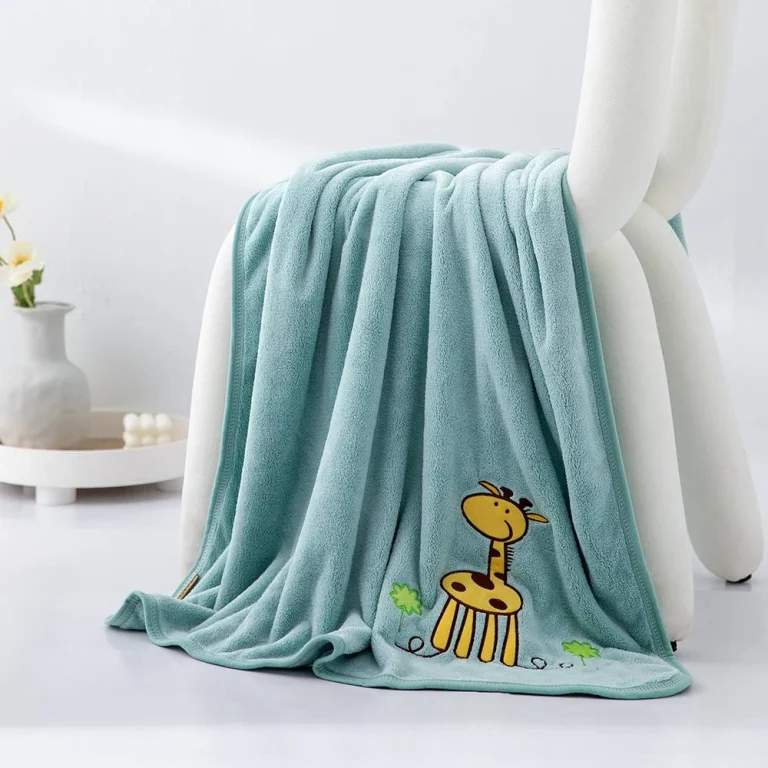 منشفة أطفال كبيرة تركواز