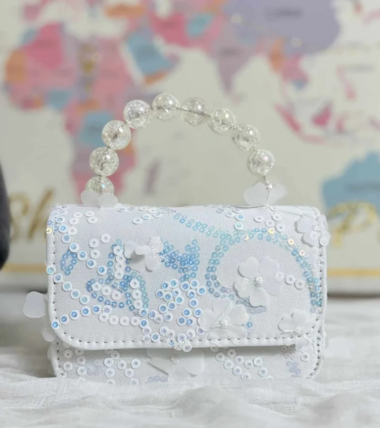 شنط بترتر  بتعليقه لولو