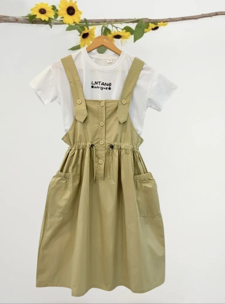 طقم بناتي كاجوال بتيشيرت وفستان بحمالات