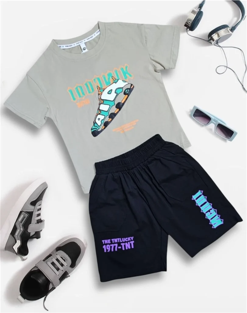 طقم ولادي عصري وصيفي