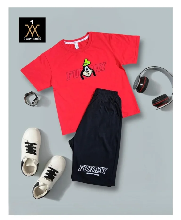 طقم كاجوال بشخصيه كرتونيه