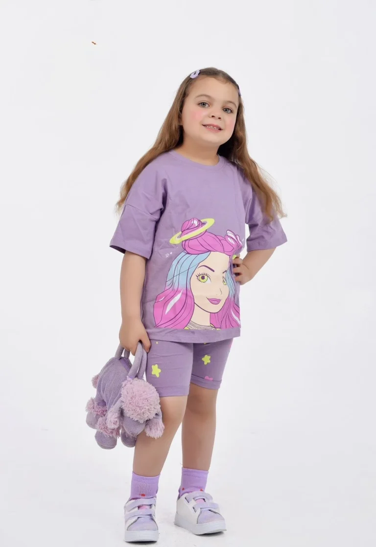 طقم بناتي قطني 100%  وتصميم مريح للأطفال