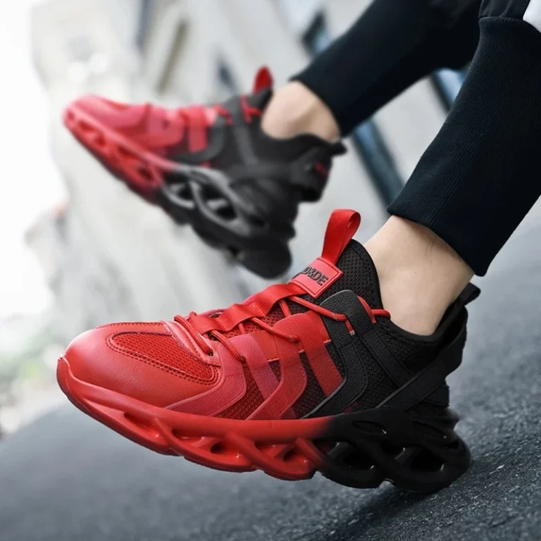 حذاء رياضي عصري للرجال