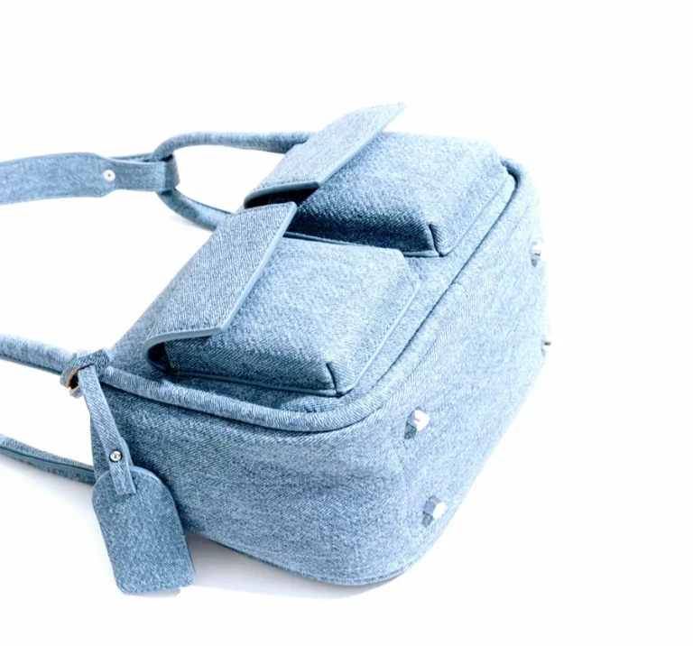 حقيبه يد بتصميم كاجوال