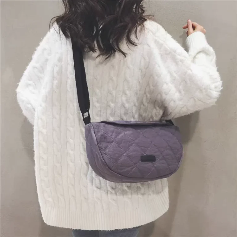 حقيبه بتصميم مميز وعملي