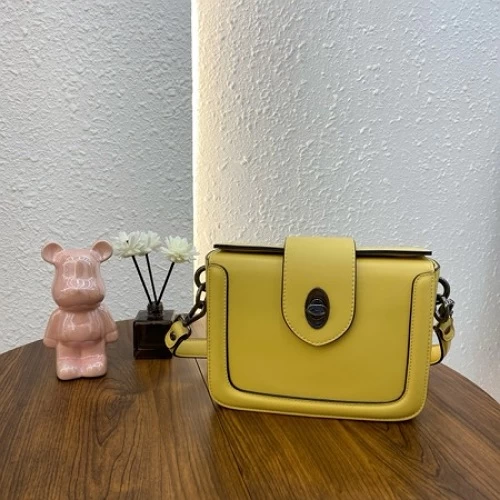 حقيبه  نسائيه كروس بودي