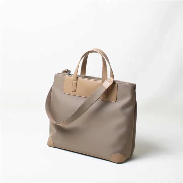 حقيبه كتف نسائيه عمليه