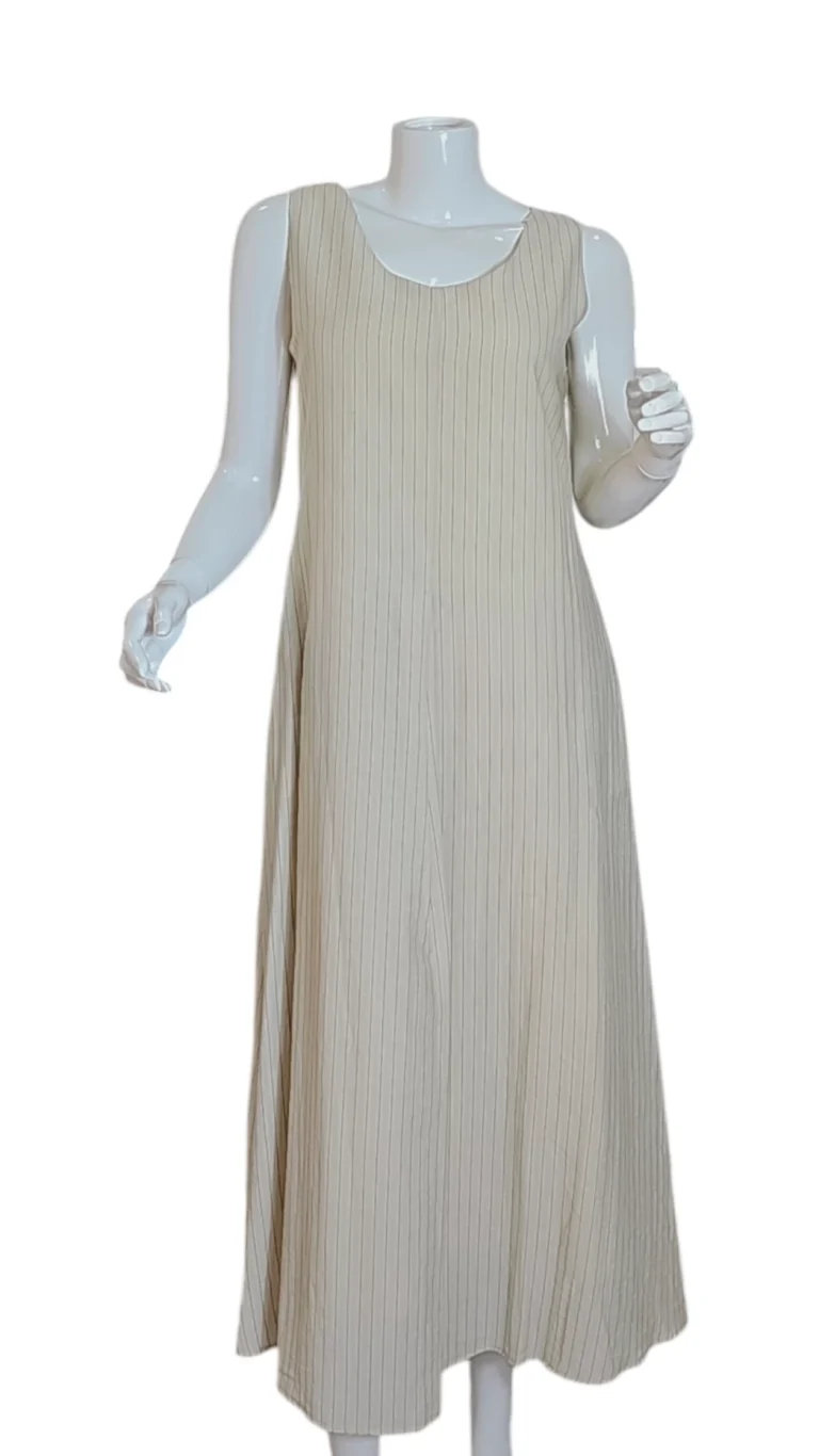 فستان طويل بدون اكمام