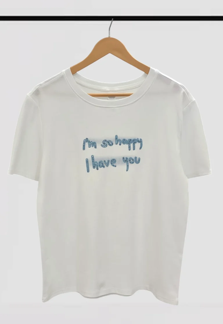 تيشرت انيق بعبارات انجليزيه للنساء