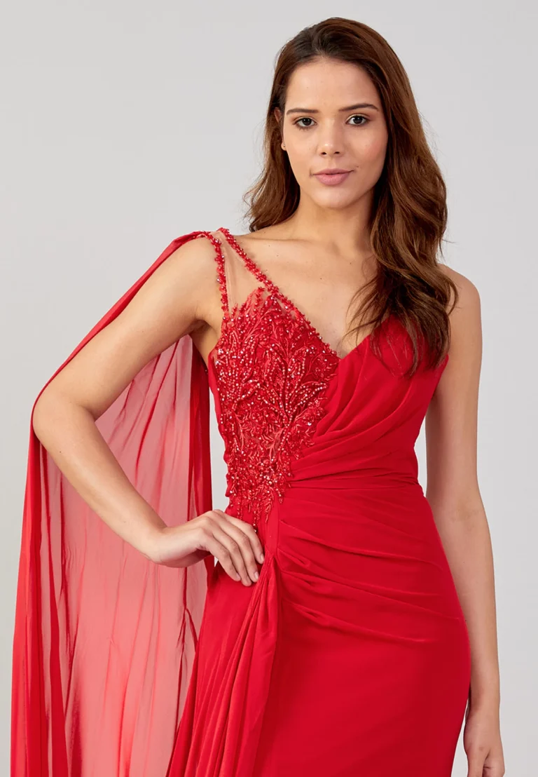 فستان اوروبي فاخر  بفتحة رفيعة  مناسب للزفاف والمناسبات والحفلات الرسمية