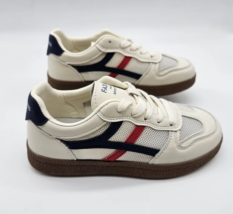 بوت نسائي كاجوال رياضي