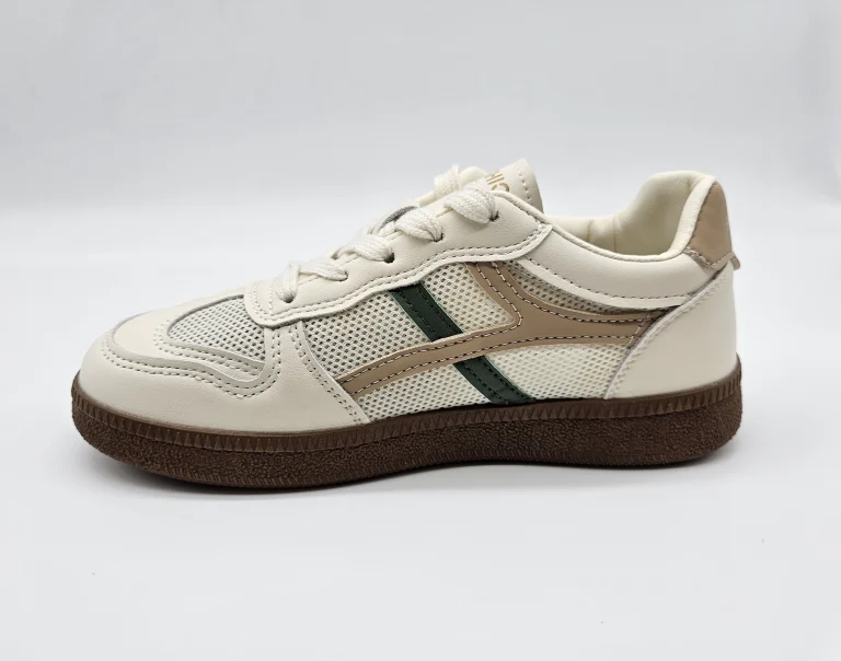 حذاء رياضي نسائي متعدد الالوان