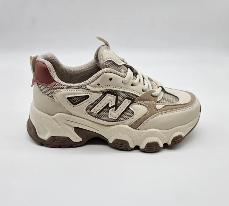 حذاء نسائي رياضي عصري