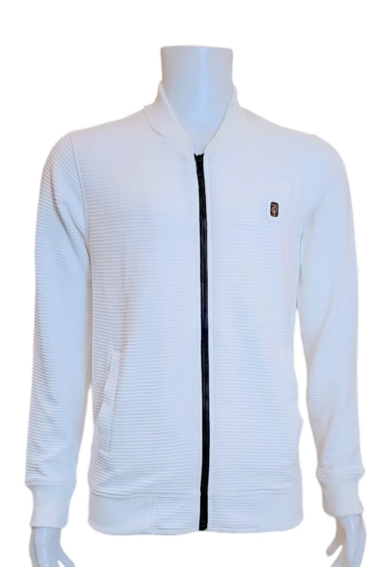 جاكيت كلاسيكي بلمسه عصرية