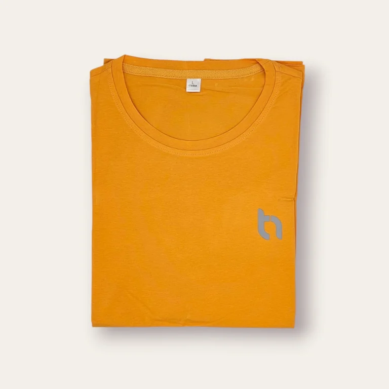 تي شيرت جميل بألوان متعددة