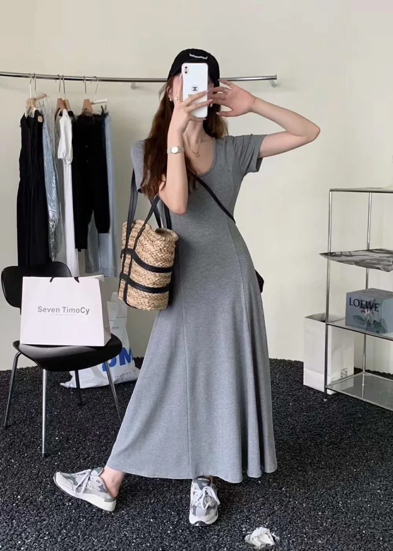 فستان ناعم باكمام قصيره