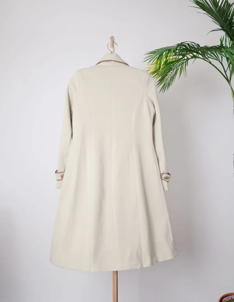 جاكيت نسائي  انيق طويل