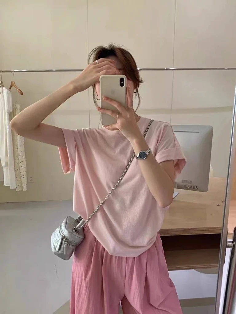 تيشرت نسائي باكمام قصيره