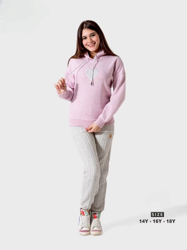 ترينج شتوي للفتيات برسمة قلب