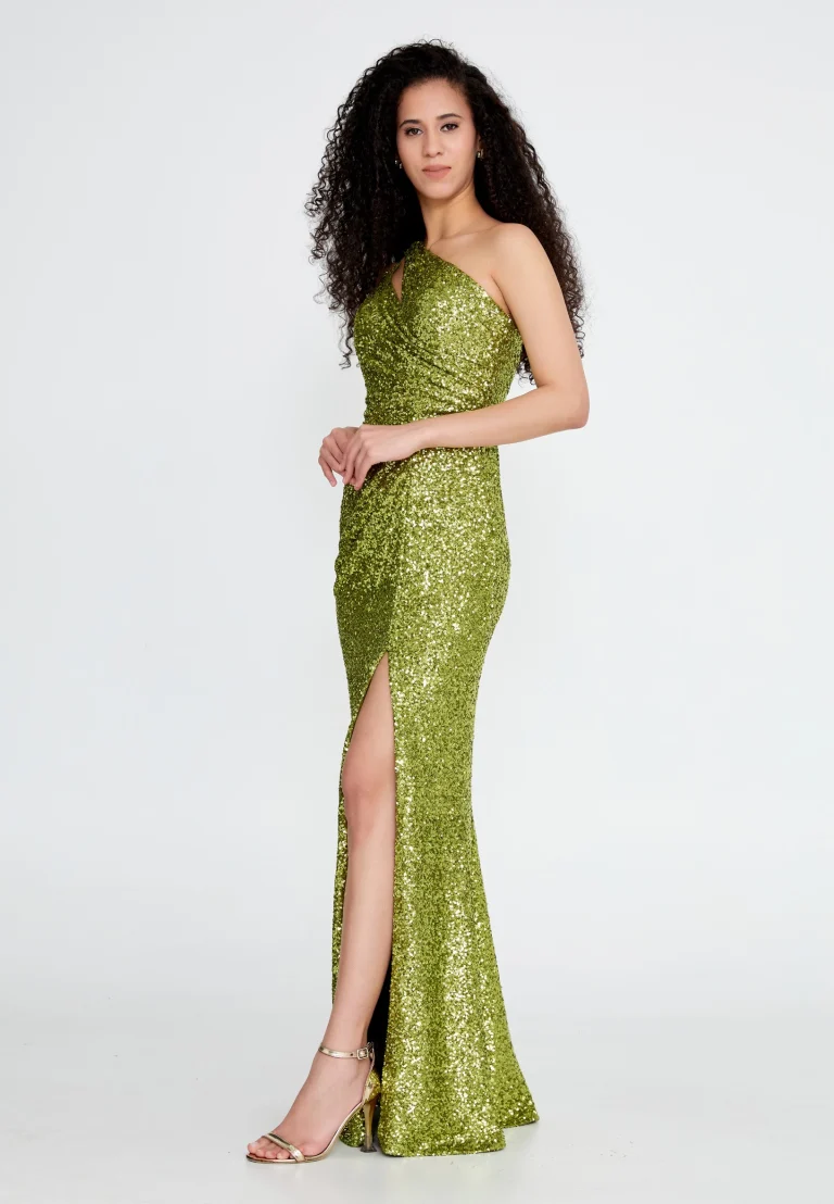 فستان سهرة أخضر طويل بكتف واحد