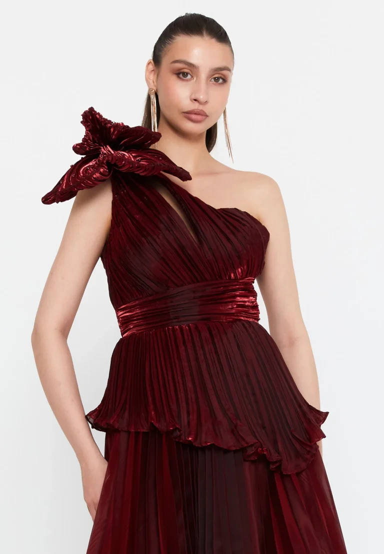 فستان سهرة احمر اوروبي بكتف واحد