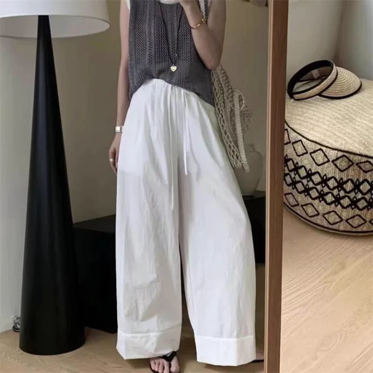 بنطلون نسائي بقصه ارجل واسعه