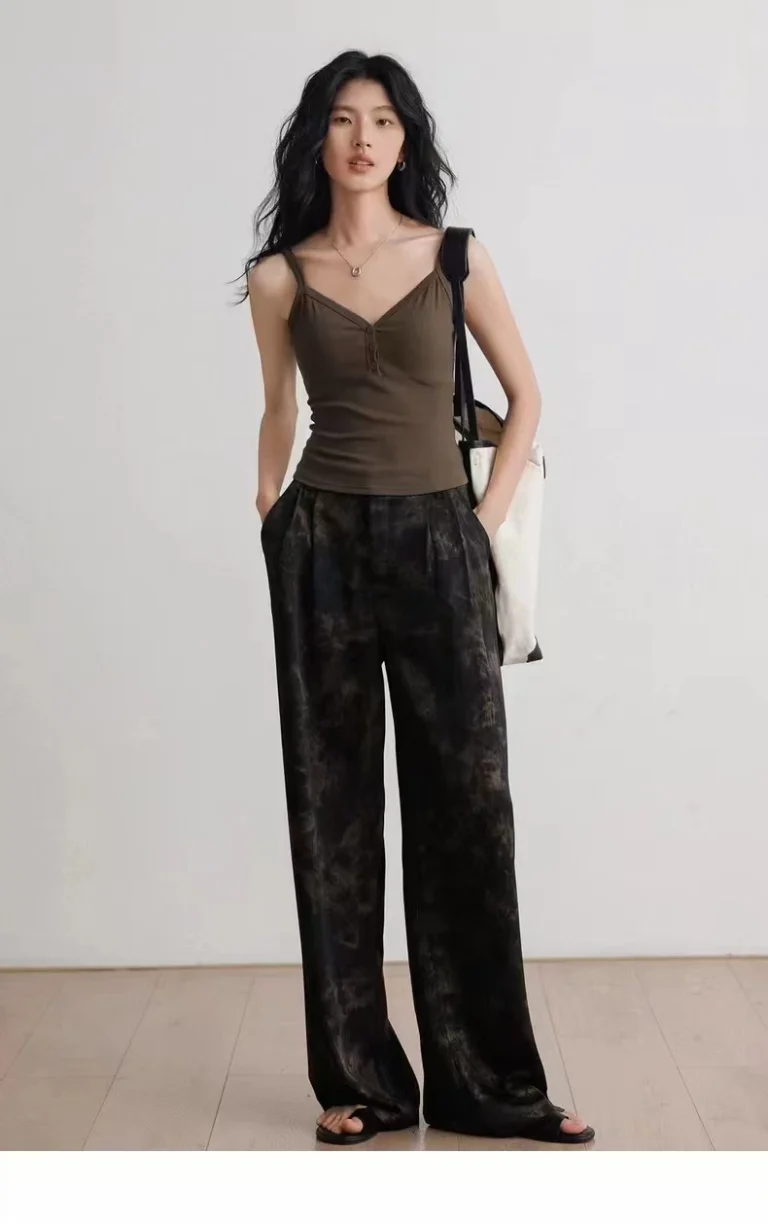 بنطلون طويل مشجر