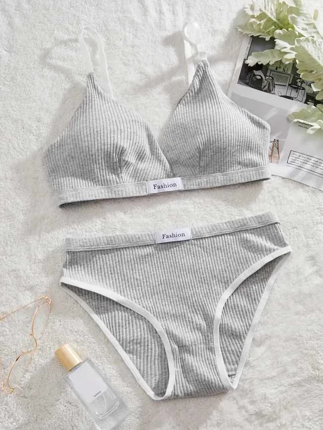 طقم لانجري داخلي