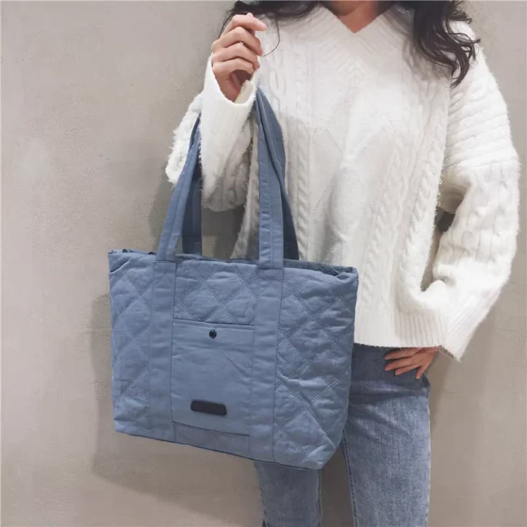 حقيبه يد قماشيه مبطنه كبيره