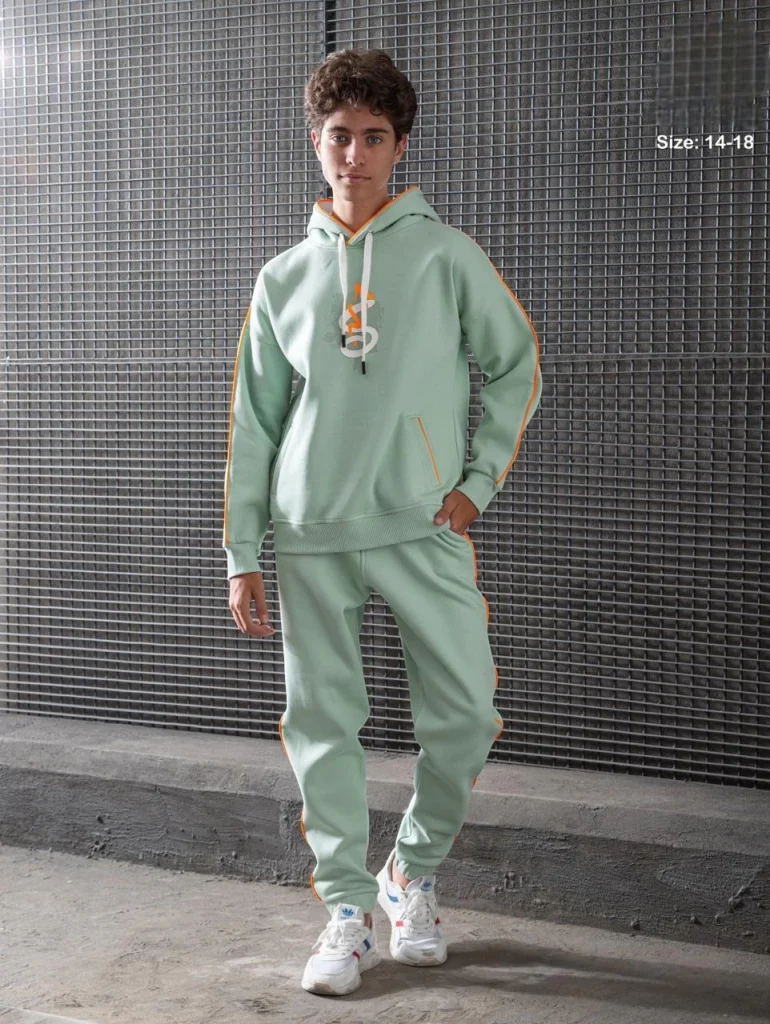 طقم رياضي انيق للاولاد شتوي