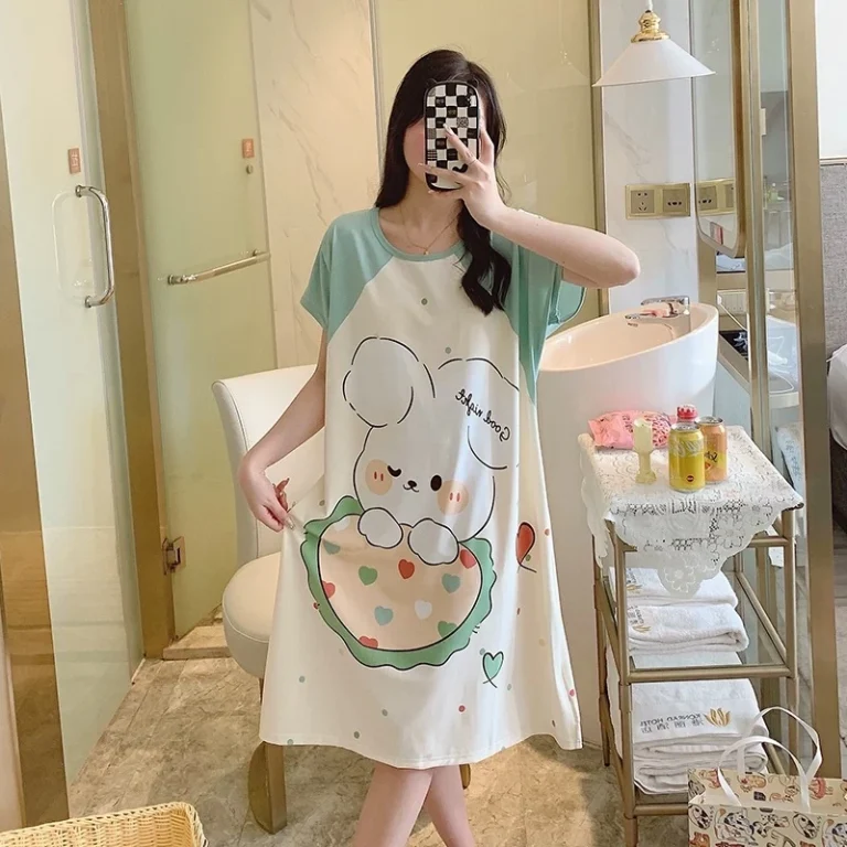 ملابس للمنزل برسوم كرتونيه