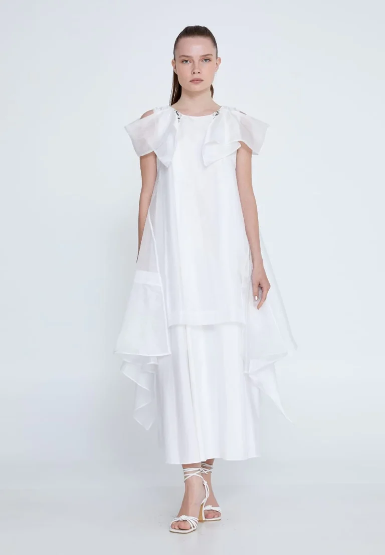 فستان سهرة باكتاف منسدلة