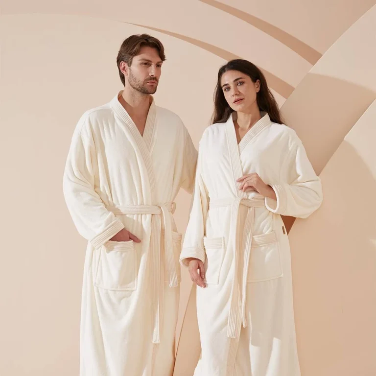 روب مودرن – اوف وايت للجنسين