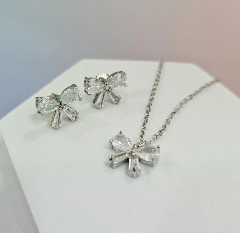 طقم اكسسوار فضي