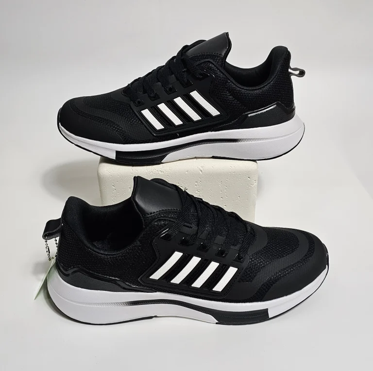 حذاء نسائي رياضي أنيق