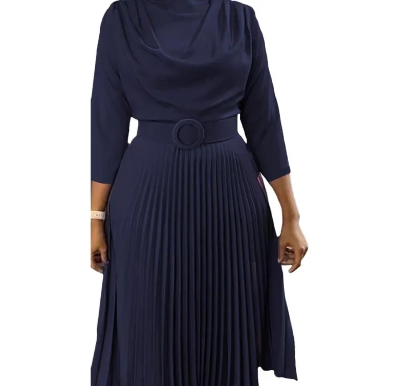 فستان أنيق بطيات ناعمه