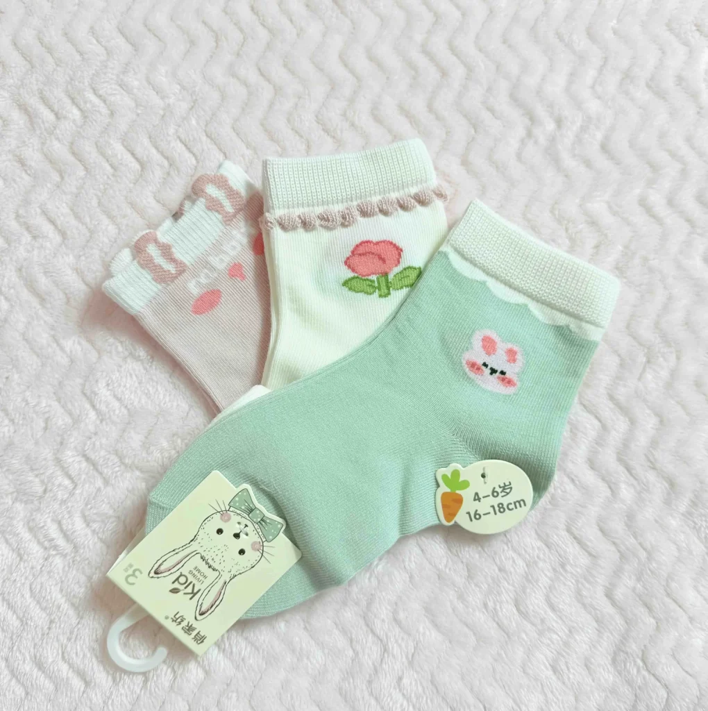 طقم جوارب للاطفال 3قطع