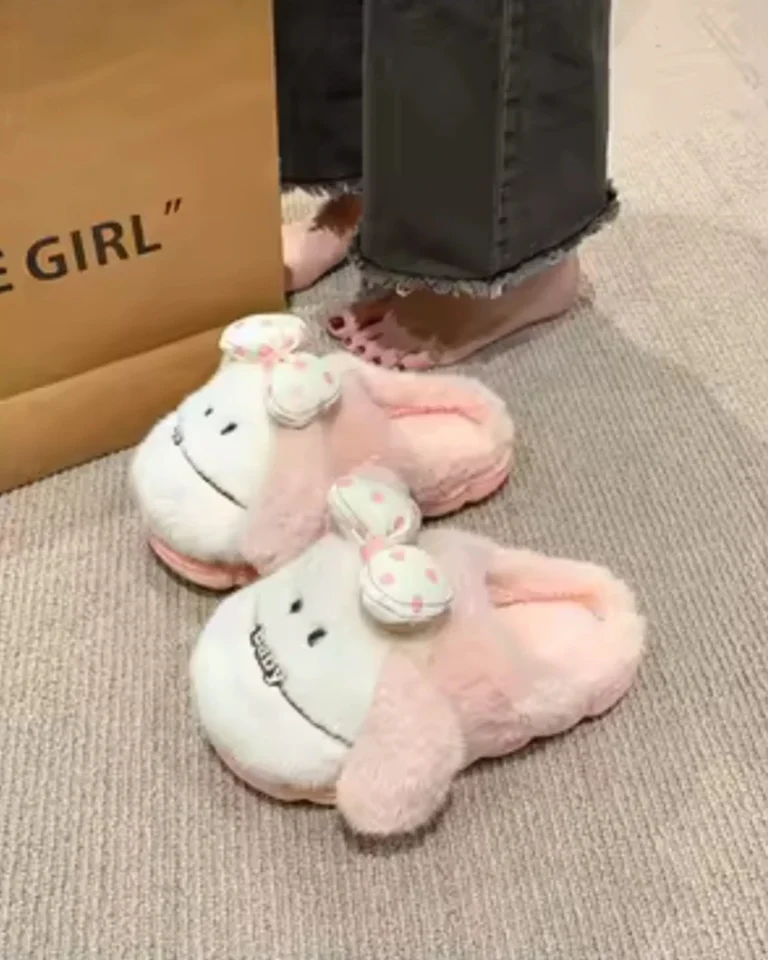 شبشب بناتي مبطن ومريح